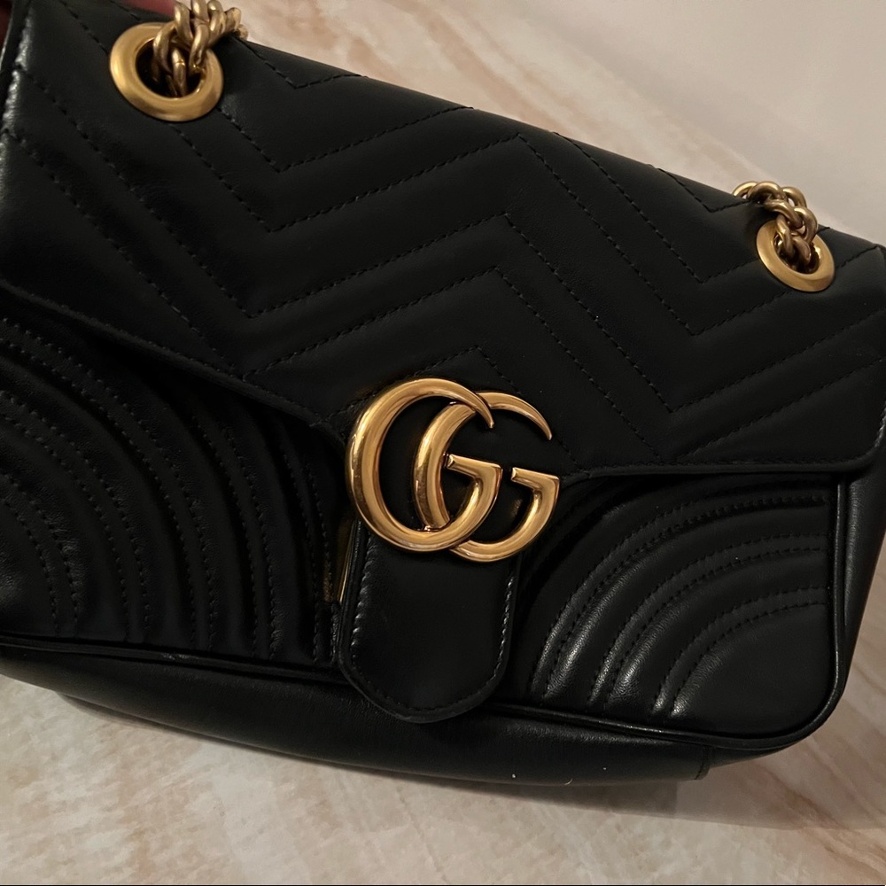 Gucci marmont handbag authentic. Small size